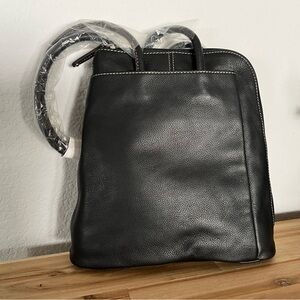 NWT Clarks Convertible Purse Backpack